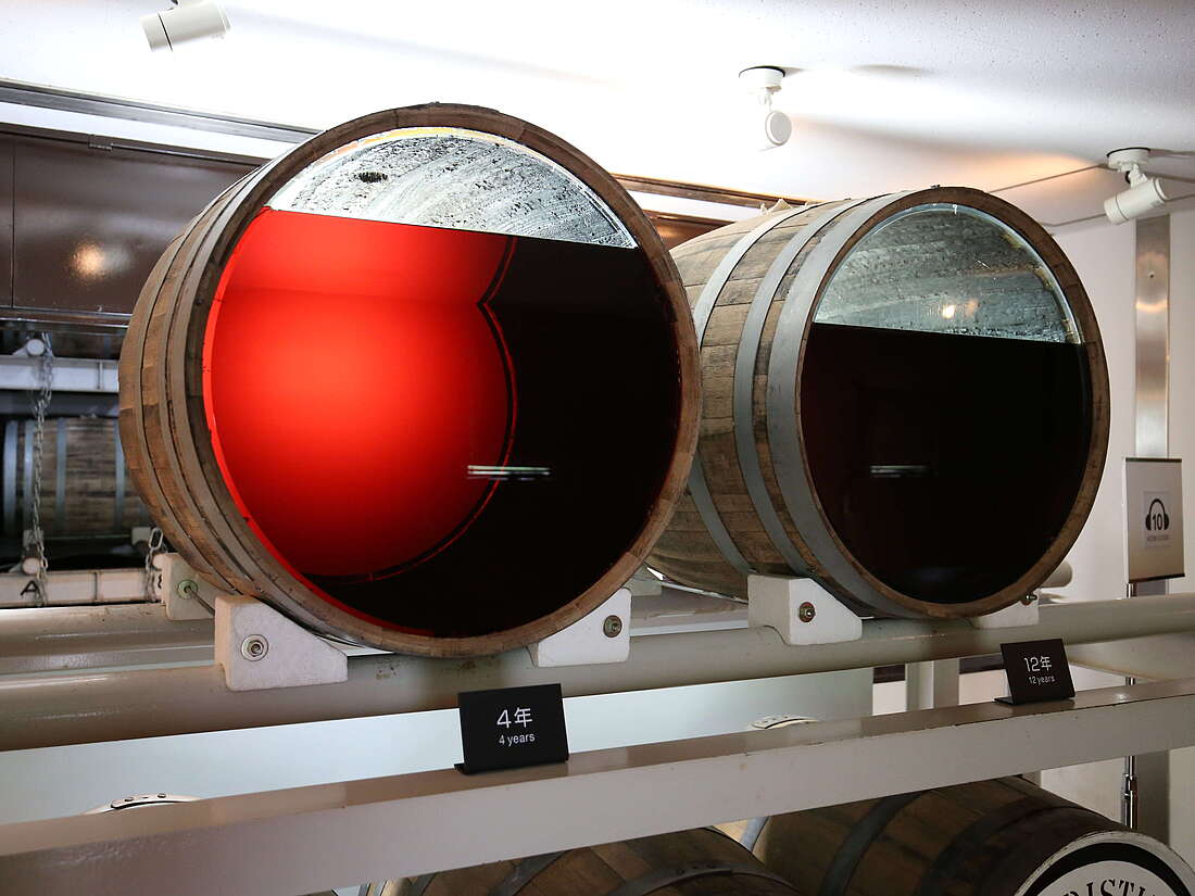 Visible whisky colour after years of storage